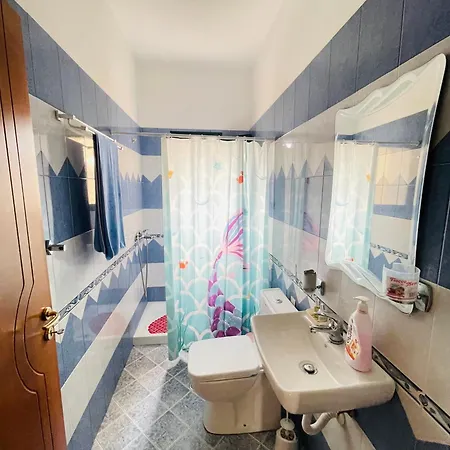 Liza's 3 Bedroom Apartment Vlore