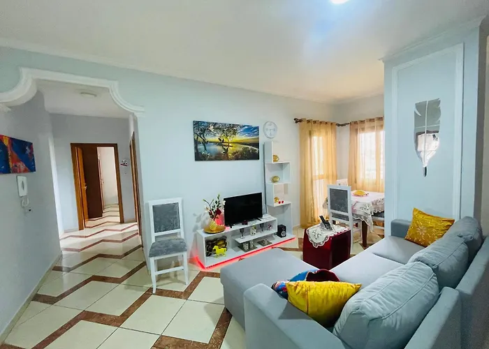 Liza's 3 Bedroom * Avlonya
